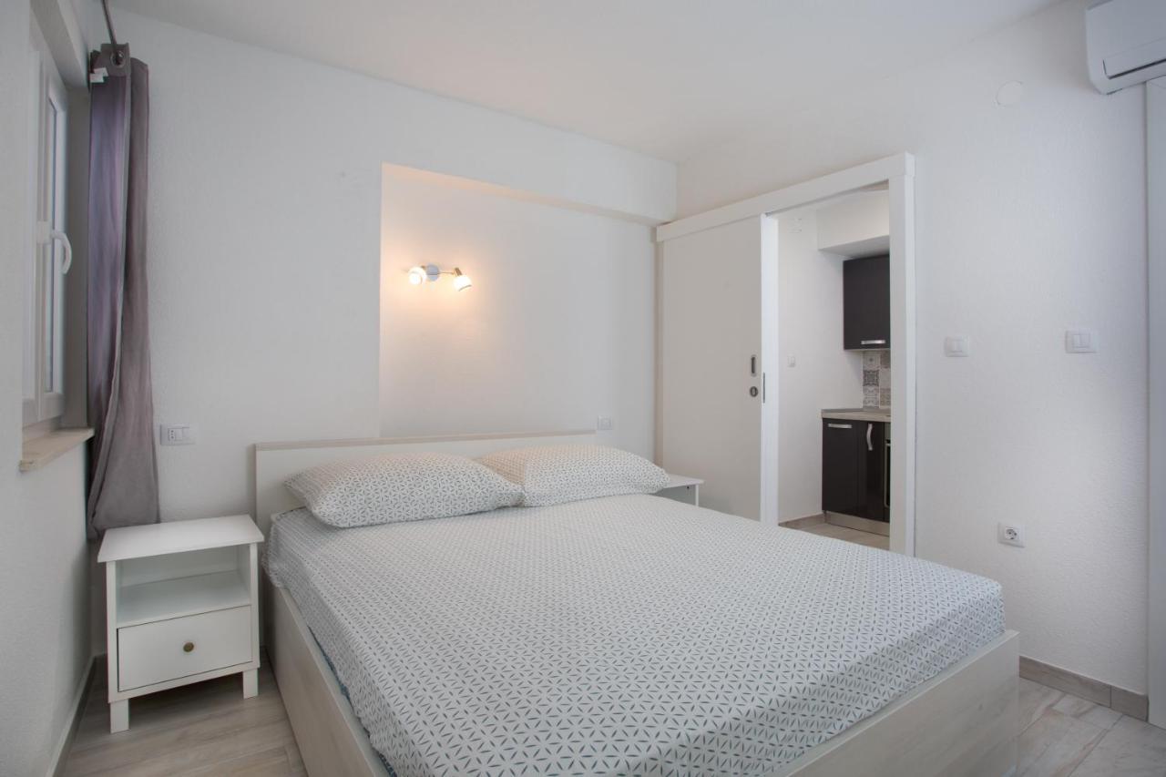 Serious Job Apartment Ragusa Esterno foto